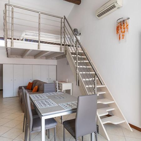 Cozy Mezzanine Apartment By Wonderful Italy Bolonha Exterior foto