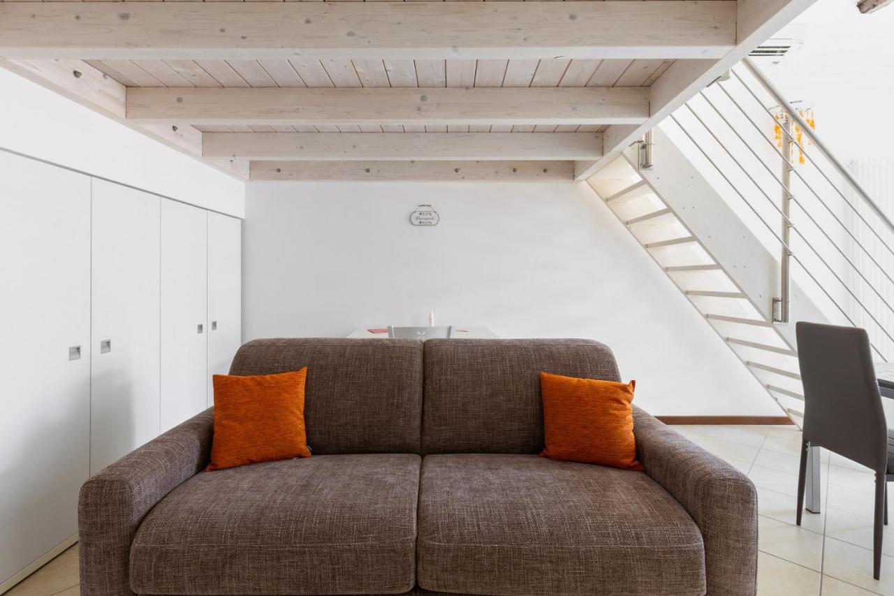 Cozy Mezzanine Apartment By Wonderful Italy Bolonha Exterior foto