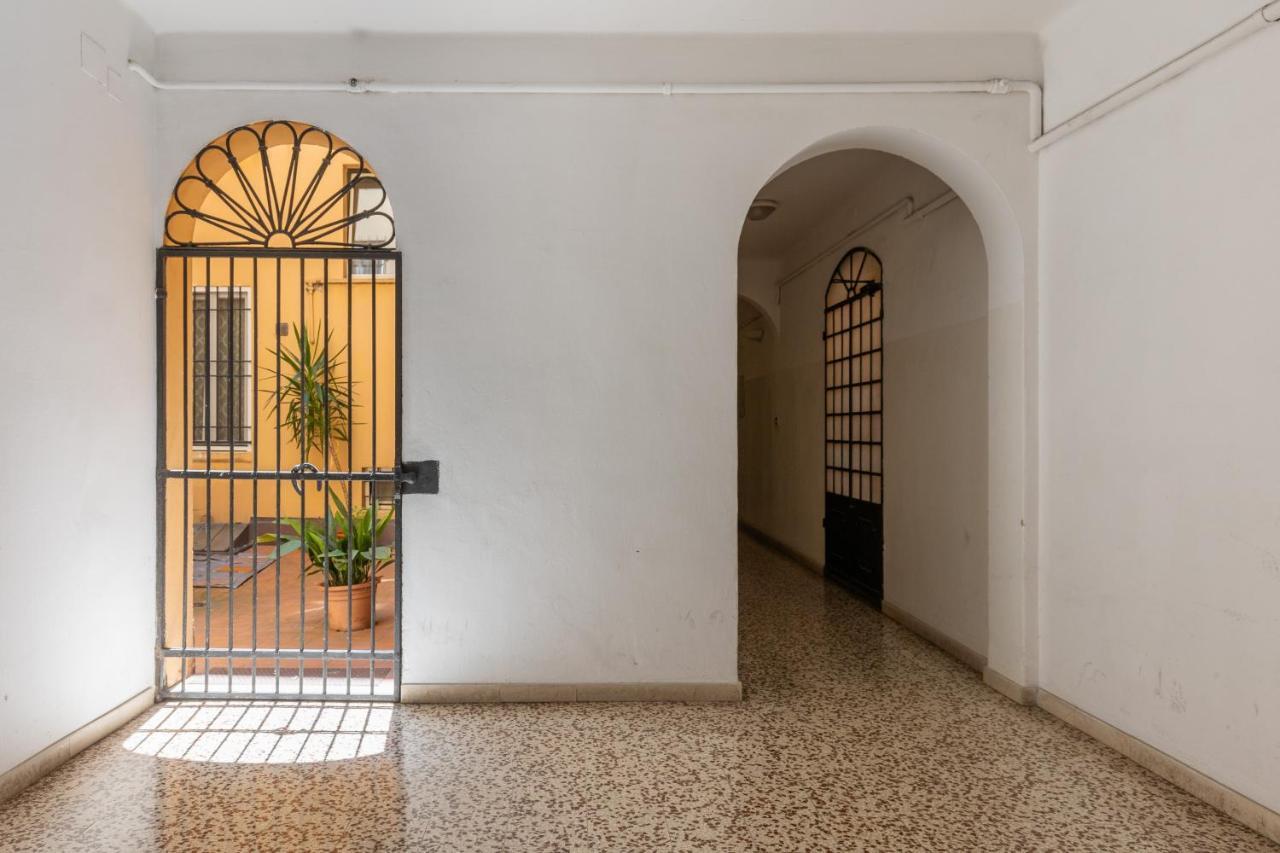 Cozy Mezzanine Apartment By Wonderful Italy Bolonha Exterior foto