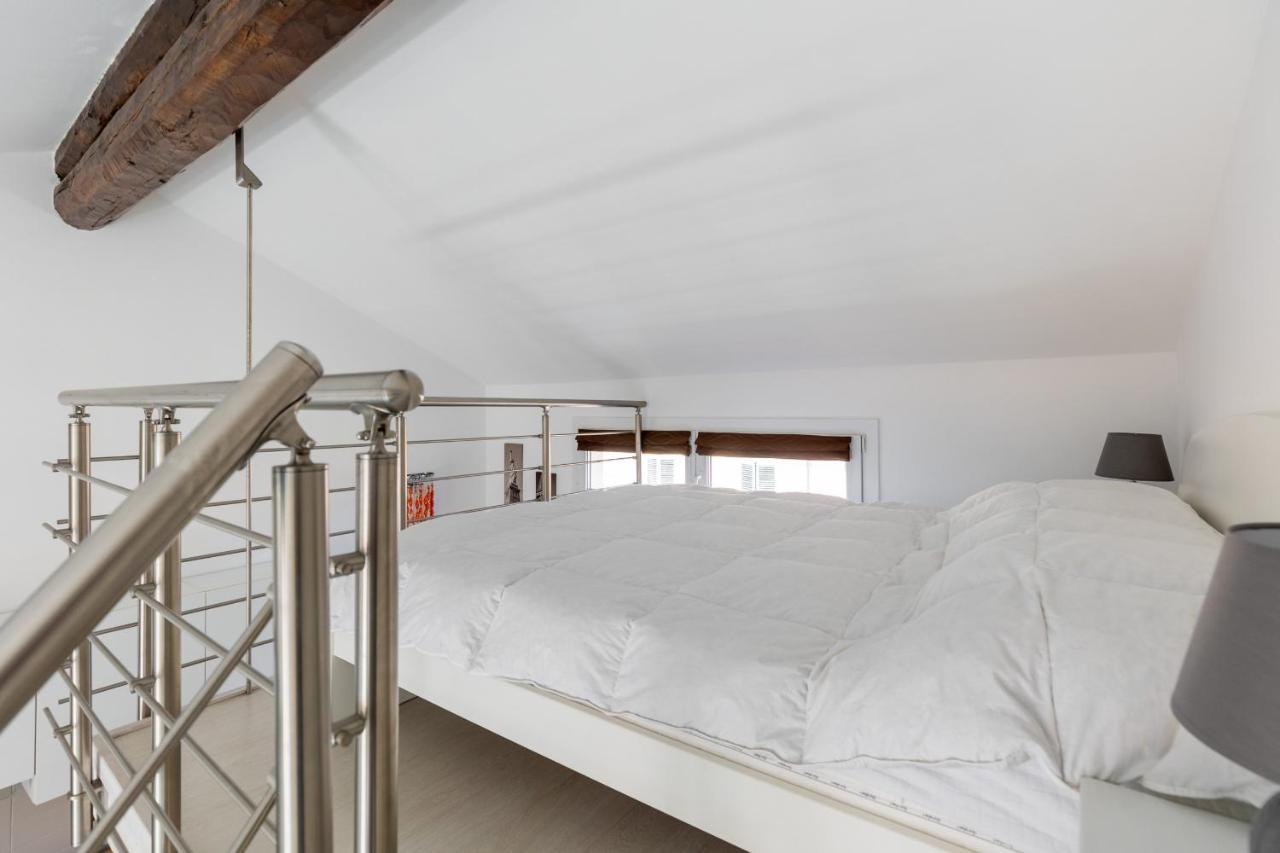 Cozy Mezzanine Apartment By Wonderful Italy Bolonha Exterior foto
